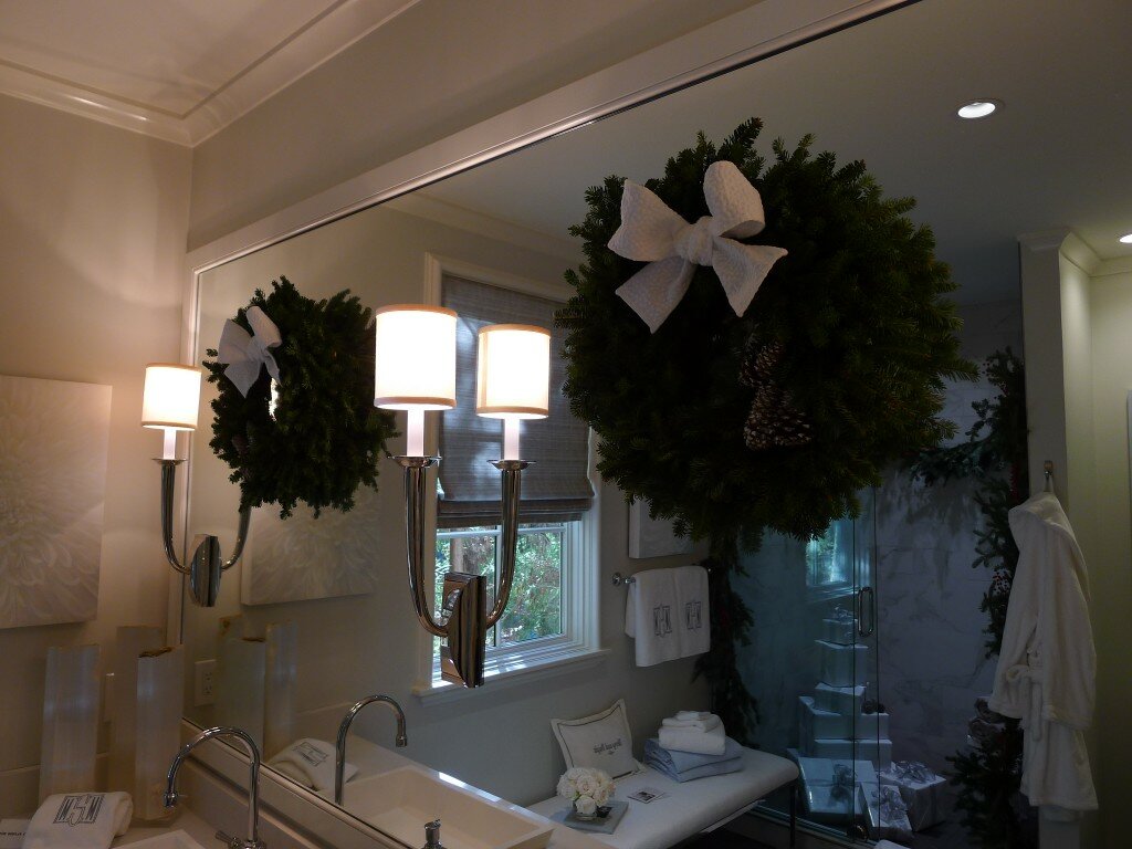Home for the Holidays Bathroom